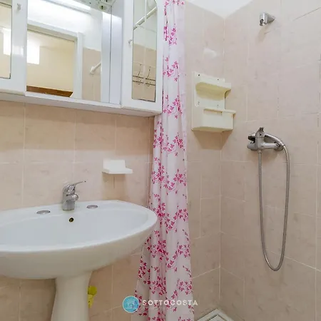Quiet Flat - *